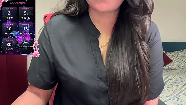 Snapshot of nandini_7 chatting on 10.26.25 nandini 7 online show from 10.26.25