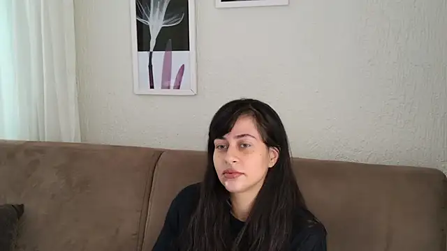 Snapshot of Blue_butterfly chatting on 02.11.25 Blue butterfly online show from 02.11.25