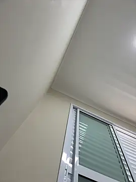 Snapshot of Blue_butterfly chatting on 11.24.25 Blue butterfly online show from 11.24.25