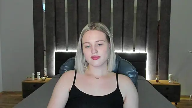  Sarah Soul  online show from 01.08.25