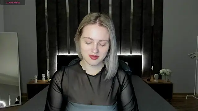  Sarah Soul  online show from 02.13.25