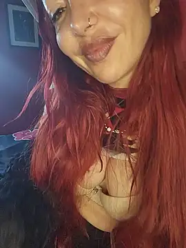 Snapshot of Carolina_red chatting on 05.13.26 Carolina red online show from 05.13.26
