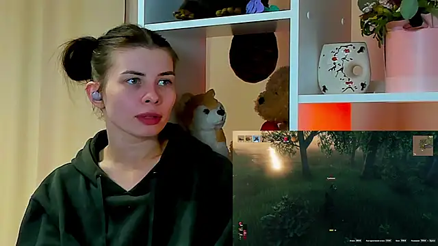 Snapshot of callmetori chatting on 12.17.24 callmetori online show from 12.17.24