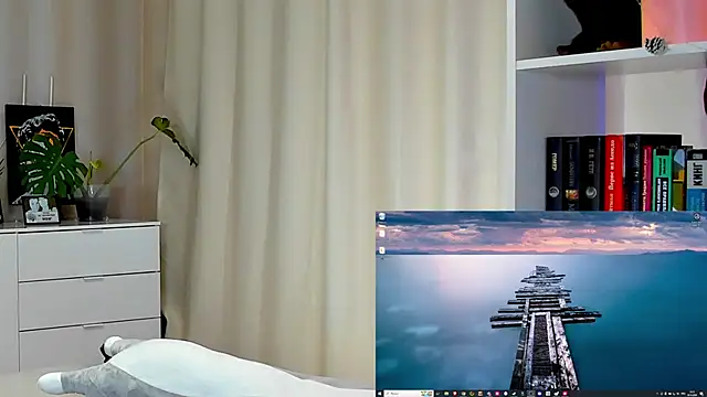 Snapshot of callmetori chatting on 12.30.24 callmetori online show from 12.30.24