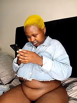 Snapshot of Dark_Berry_26 chatting on 11.07.25 Dark Berry 26 online show from 11.07.25