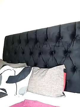 Snapshot of Dark_Berry_26 chatting on 11.25.25 Dark Berry 26 online show from 11.25.25