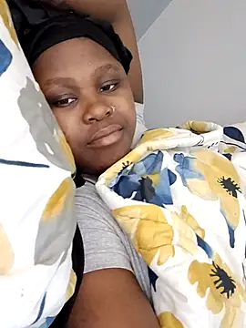 Dark Berry 26 online show from 03.17.26