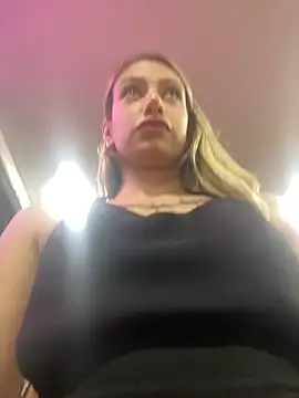 loira messi online show from 02.28.25