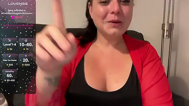 NaughtyWifeUK online show from 09.21.25