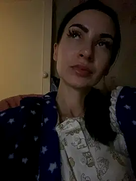 Snapshot of Starry_Siren chatting on 09.28.25 Starry Siren online show from 09.28.25