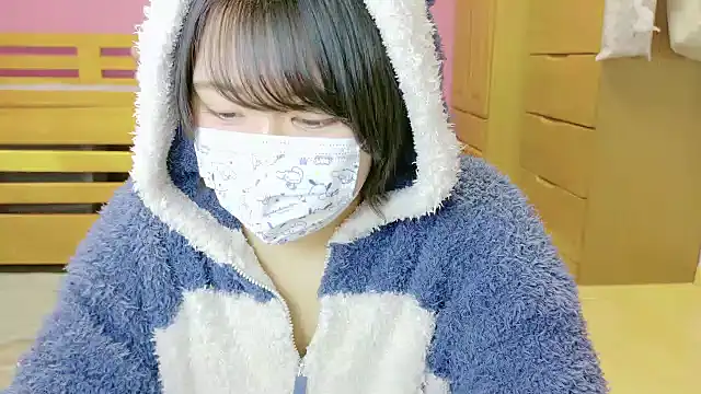 Snapshot of _usya_2525 chatting on 01.04.25 usya 2525 online show from 01.04.25