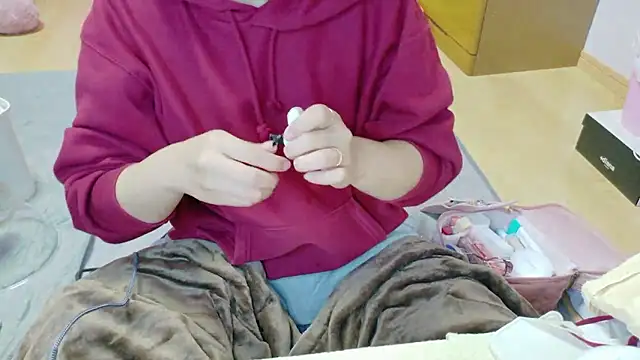 Snapshot of _usya_2525 chatting on 12.02.25 usya 2525 online show from 12.02.25