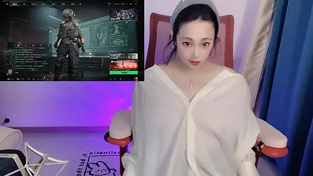Snapshot of Daisy-77 chatting on 05.17.26 Daisy-77 online show from 05.17.26
