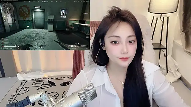 Snapshot of Daisy-77 chatting on 05.21.26 Daisy-77 online show from 05.21.26