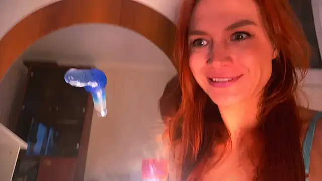 Snapshot of _polly_milk chatting on 09.28.25  polly milk online show from 09.28.25