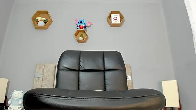 Snapshot of Chloe_narcise chatting on 03.22.25 Chloe narcise online show from 03.22.25