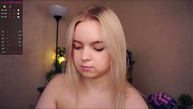 ZaraCreedon online show from 03.08.25