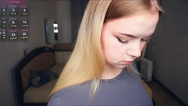 ZaraCreedon online show from 10.09.25