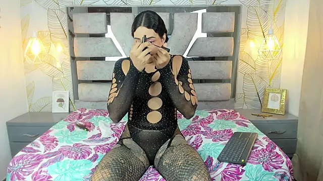 Alison Chan  online show from 03.31.26