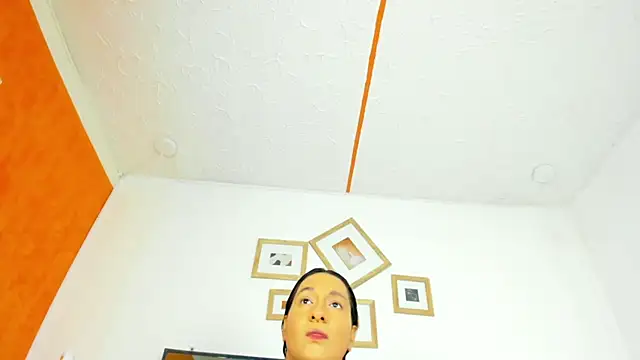 Snapshot of Alison_Chan_ chatting on 07.03.26 Alison Chan online show from 07.03.26