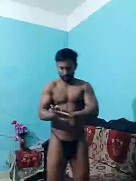 Snapshot of HunkyAriyan chatting on 02.01.25 HunkyAriyan online show from 02.01.25