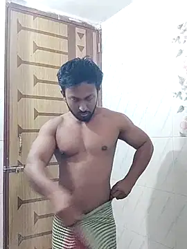 Snapshot of HunkyAriyan chatting on 02.22.25 HunkyAriyan online show from 02.22.25