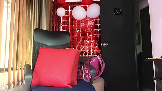 alondrabigtits online show from 02.13.26