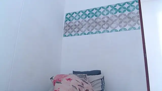 Snapshot of Aria_smith01 chatting on 01.13.26 Aria smith01 online show from 01.13.26