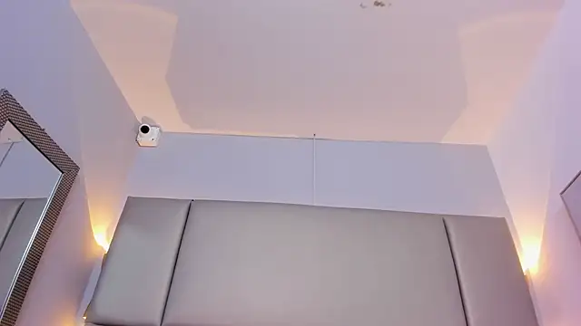 Snapshot of tifanyhills_ chatting on 01.10.25 tifanyhills online show from 01.10.25