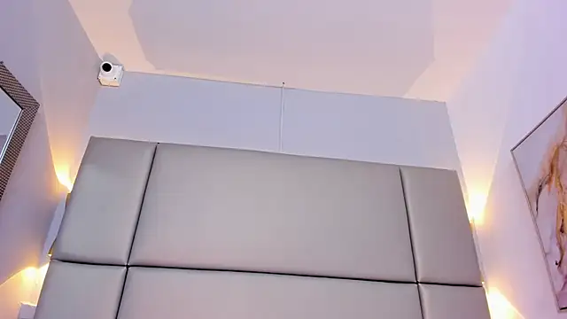 Snapshot of tifanyhills_ chatting on 01.10.25 tifanyhills online show from 01.10.25