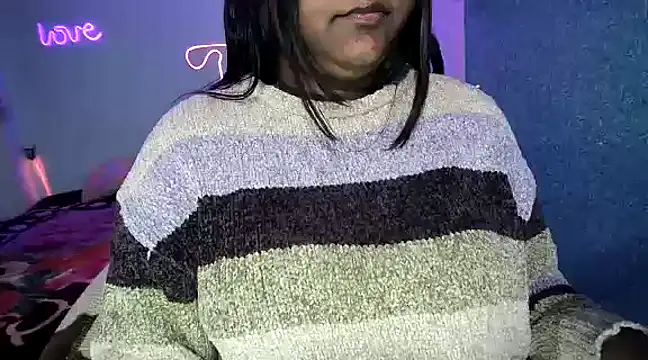 Snapshot of expression_queen chatting on 01.12.25 expression queen online show from 01.12.25