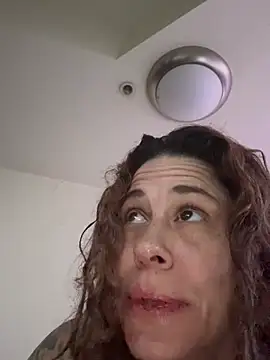 Snapshot of SunnyRays69 chatting on 03.02.26 SunnyRays69 online show from 03.02.26