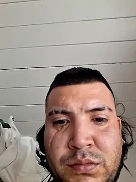 Snapshot of KeptupHack chatting on 10.26.25 KeptupHack online show from 10.26.25