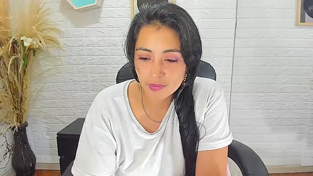 Aisha 09 online show from 02.26.25