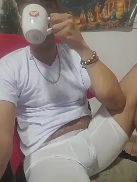 latinmartin73 online show from 12.20.25