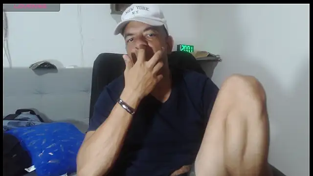 latinmartin73 online show from 05.21.26