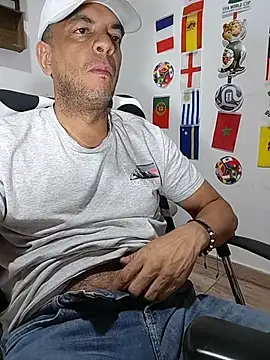 latinmartin73 online show from 06.29.26