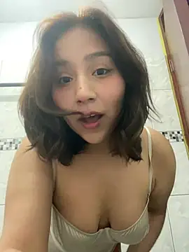 Snapshot of kittyfresita chatting on 01.10.25 kittyfresita online show from 01.10.25
