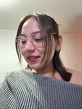 Snapshot of kittyfresita chatting on 01.14.25 kittyfresita online show from 01.14.25