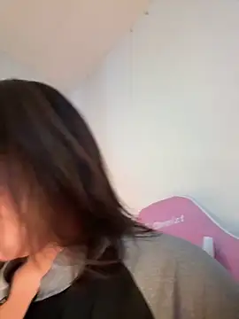 Snapshot of kittyfresita chatting on 01.20.25 kittyfresita online show from 01.20.25