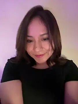 Snapshot of kittyfresita chatting on 01.28.25 kittyfresita online show from 01.28.25