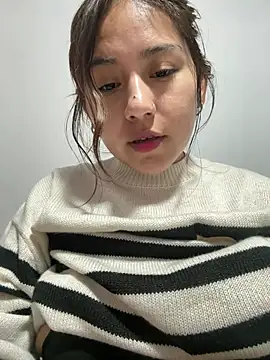 Snapshot of kittyfresita chatting on 02.08.25 kittyfresita online show from 02.08.25