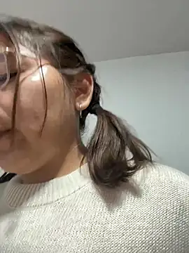 Snapshot of kittyfresita chatting on 02.20.25 kittyfresita online show from 02.20.25