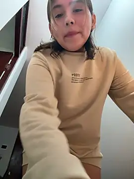 Snapshot of kittyfresita chatting on 02.22.25 kittyfresita online show from 02.22.25