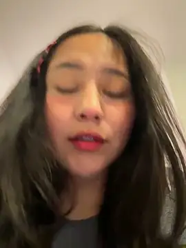 Snapshot of kittyfresita chatting on 10.16.25 kittyfresita online show from 10.16.25
