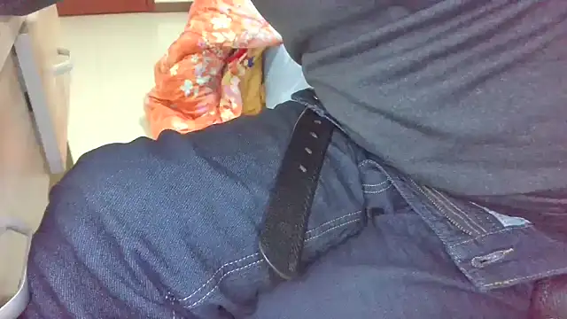 huzi518 online show from 03.18.25