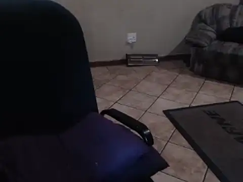 Snapshot of hotyoung24 chatting on 12.19.24 hotyoung24 online show from 12.19.24