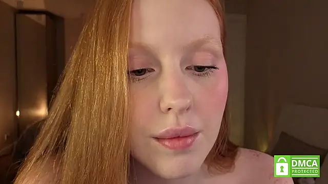 Snapshot of lulu_moonmoon chatting on 12.01.25 lulu moonmoon online show from 12.01.25