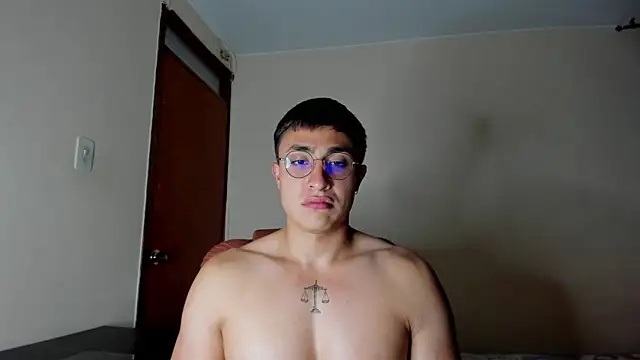 Leoknight online show from 02.06.25