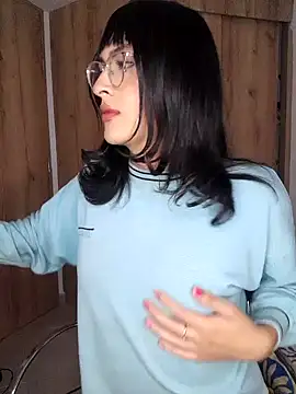 Snapshot of Kiitygirl chatting on 12.03.24 Kiitygirl online show from 12.03.24